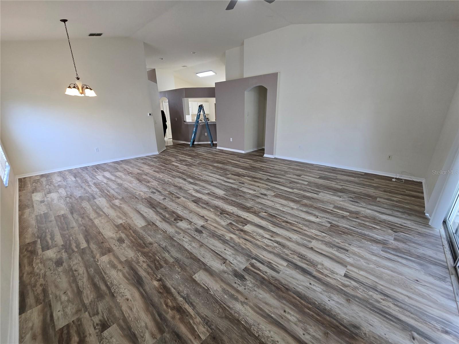 24505 LANDING DR, LUTZ, FL, 33559