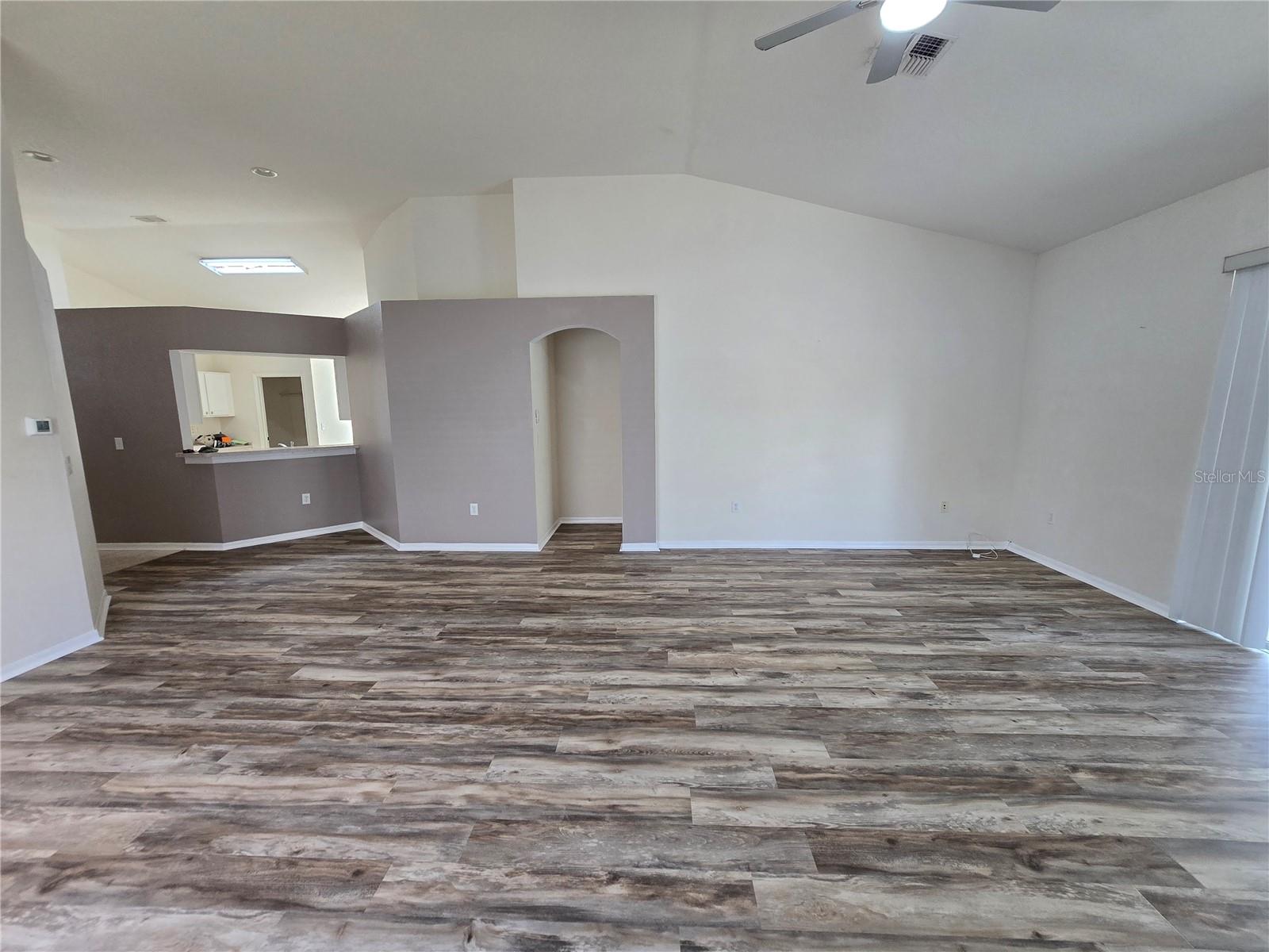 24505 LANDING DR, LUTZ, FL, 33559