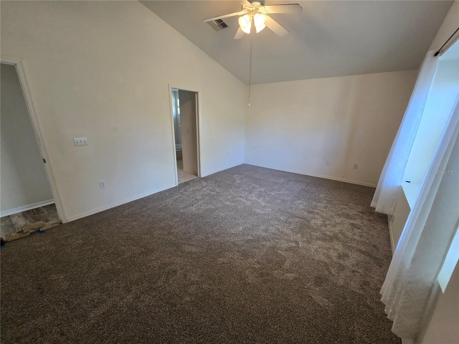 24505 LANDING DR, LUTZ, FL, 33559