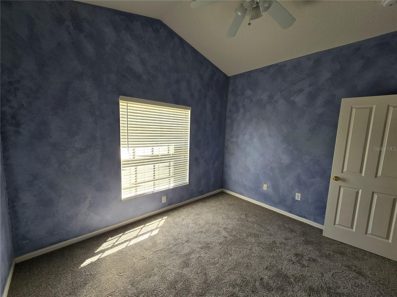 24505 LANDING DR, LUTZ, FL, 33559