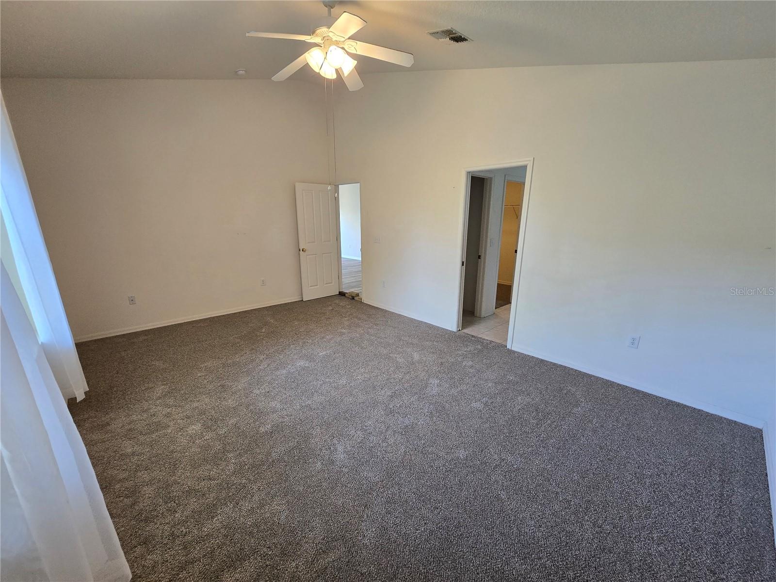 24505 LANDING DR, LUTZ, FL, 33559