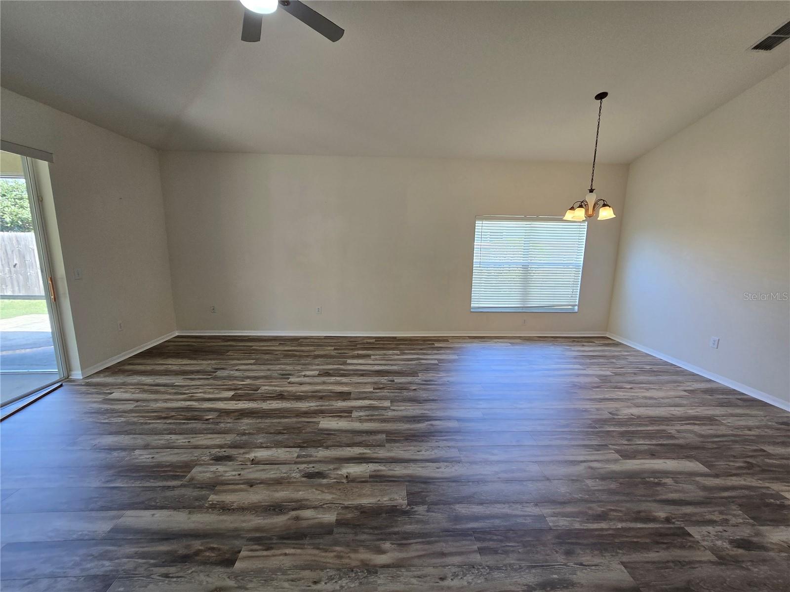 24505 LANDING DR, LUTZ, FL, 33559