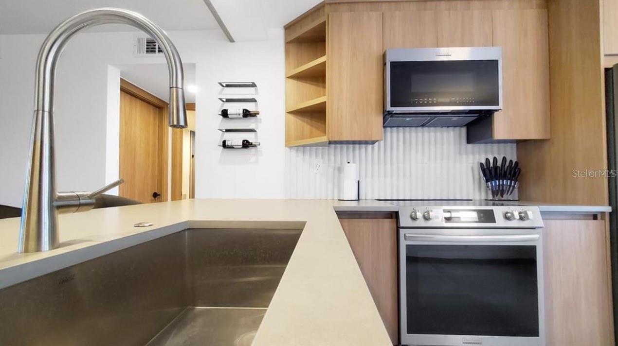 5532 PUERTA DEL SOL BLVD S #136, ST PETERSBURG, FL, 33715