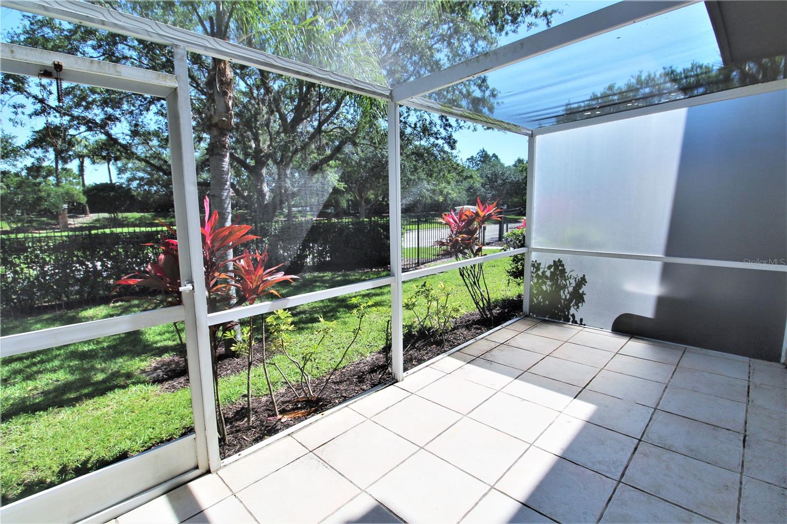 7648 PLANTATION CIR, BRADENTON, FL, 34201