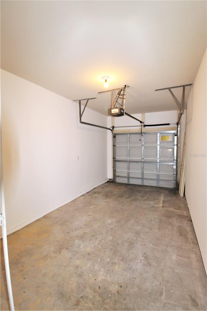 7648 PLANTATION CIR, BRADENTON, FL, 34201