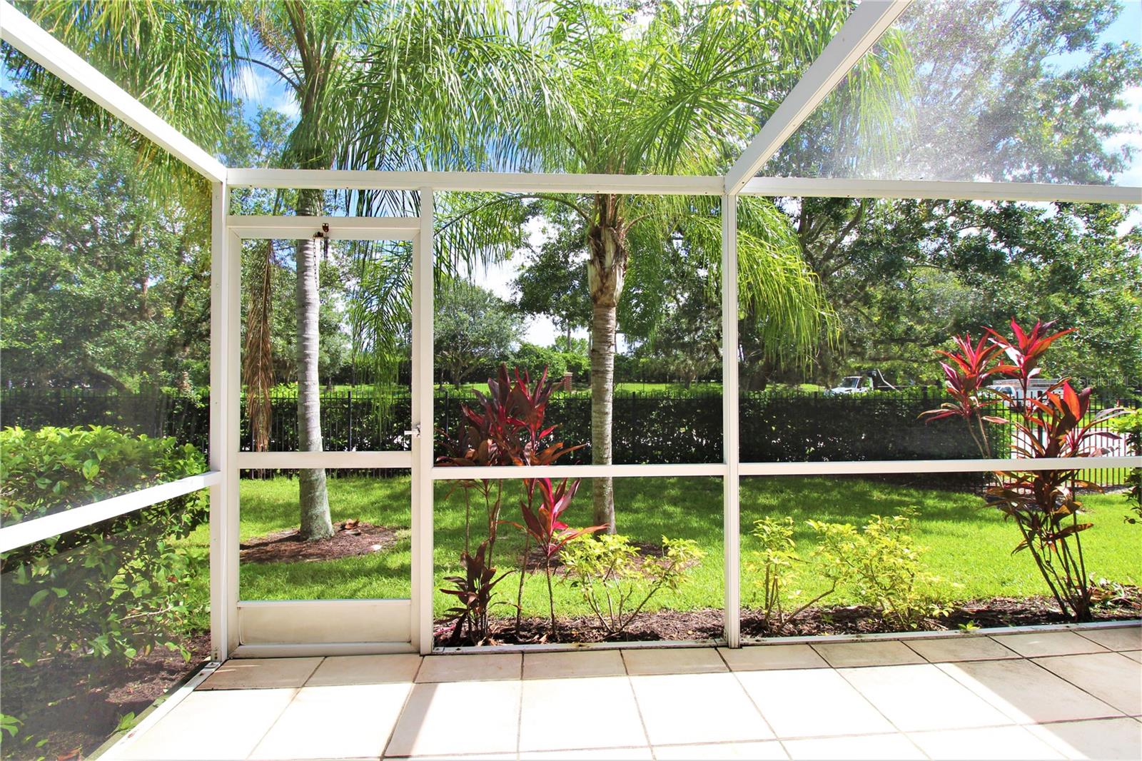 7648 PLANTATION CIR, BRADENTON, FL, 34201