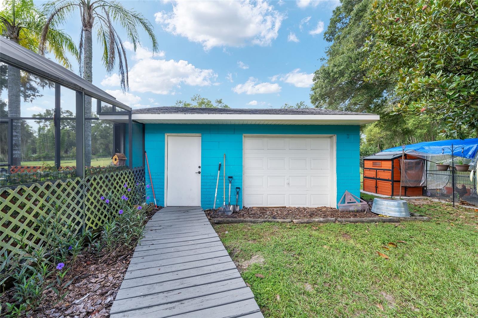 39337 N MEYERS RD, LADY LAKE, FL, 32159