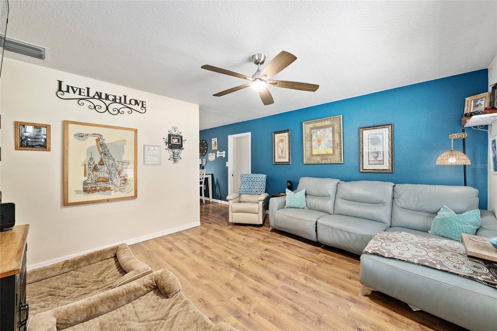 39337 N MEYERS RD, LADY LAKE, FL, 32159