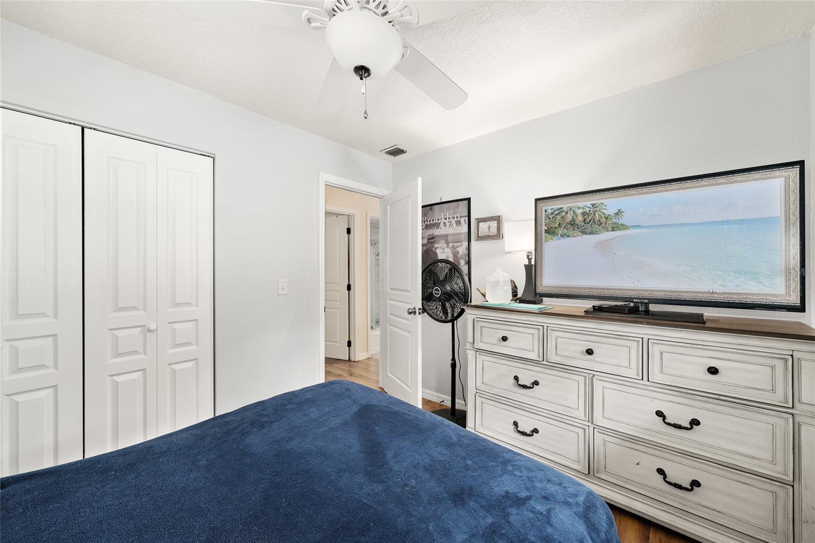 39337 N MEYERS RD, LADY LAKE, FL, 32159