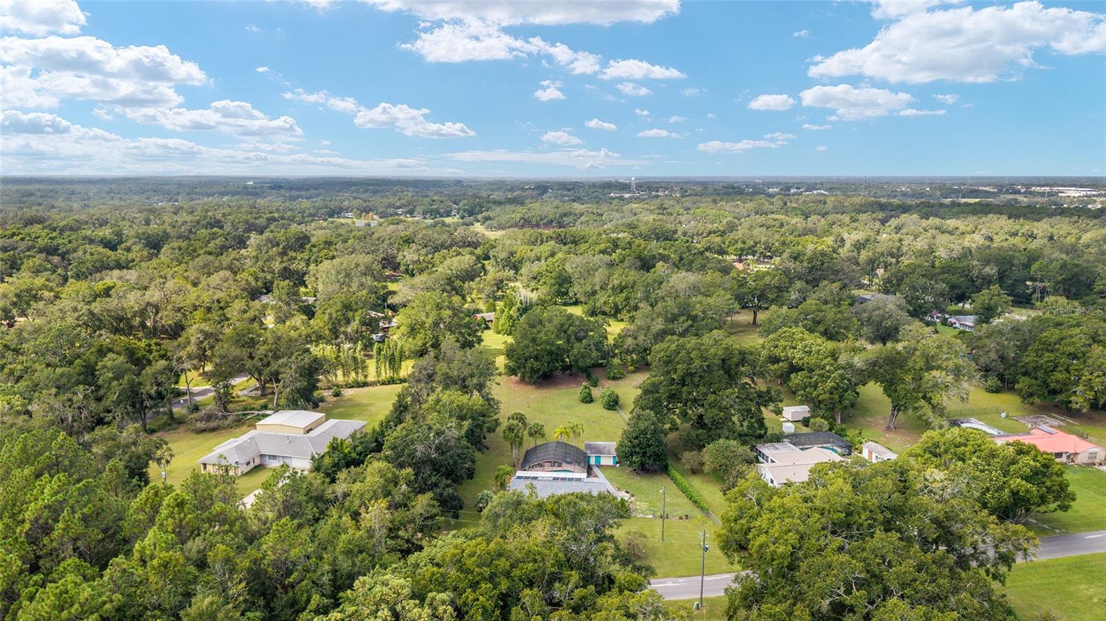 39337 N MEYERS RD, LADY LAKE, FL, 32159