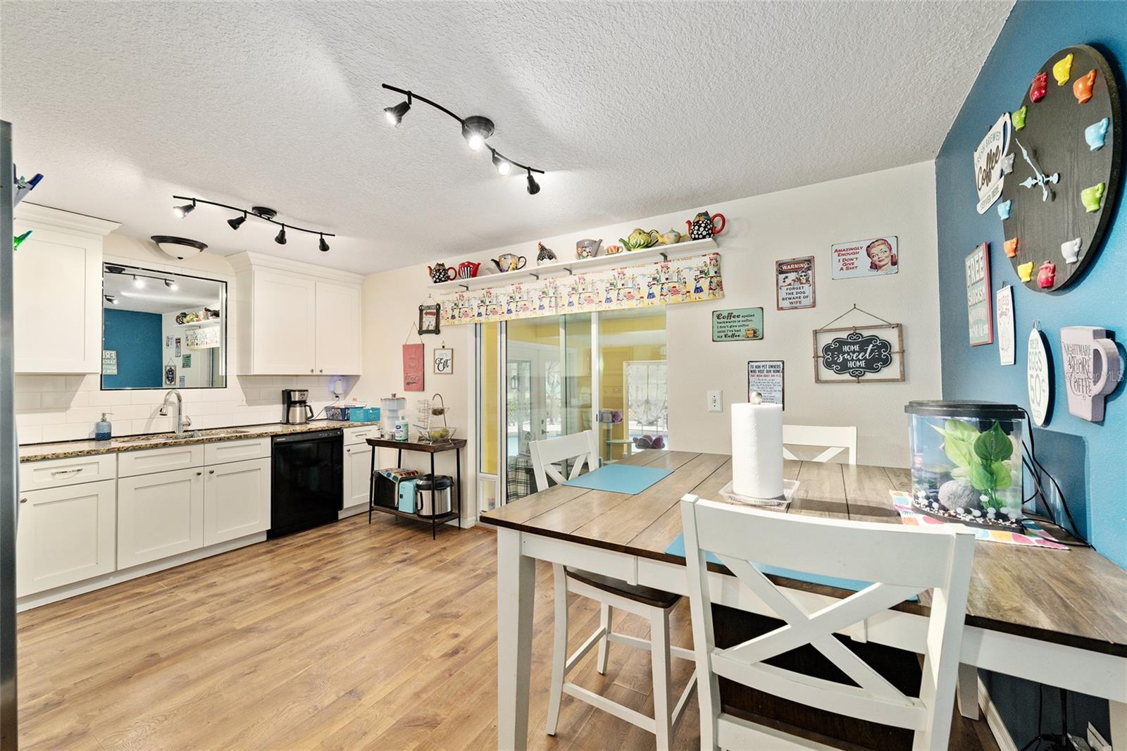 39337 N MEYERS RD, LADY LAKE, FL, 32159