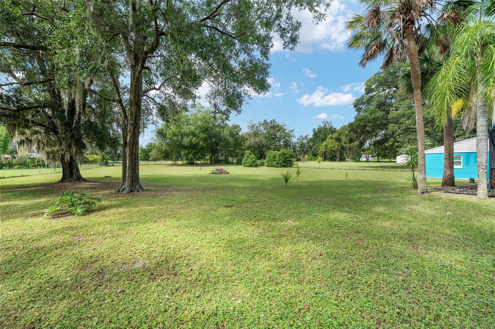 39337 N MEYERS RD, LADY LAKE, FL, 32159