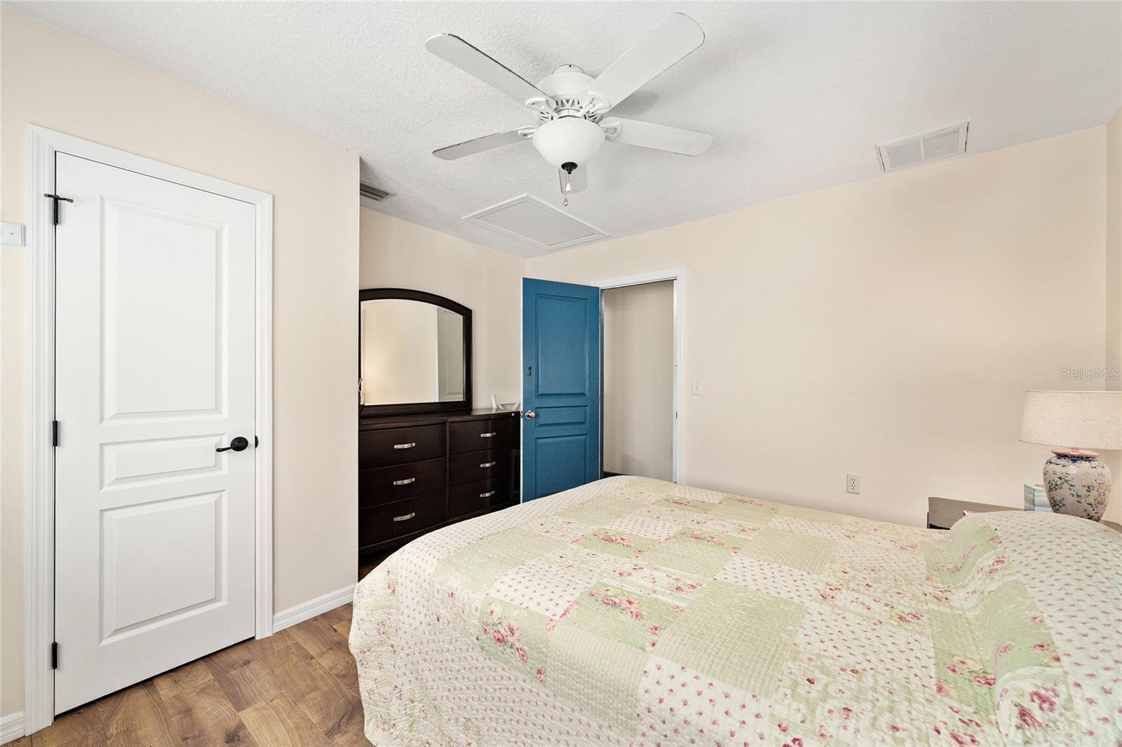 39337 N MEYERS RD, LADY LAKE, FL, 32159