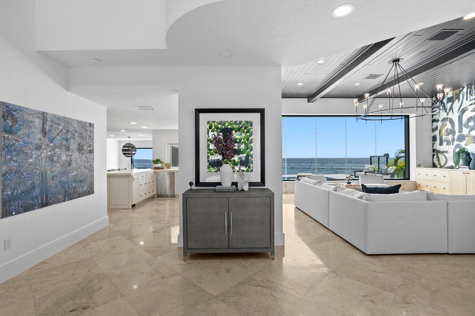 TB8435895 Property Photo