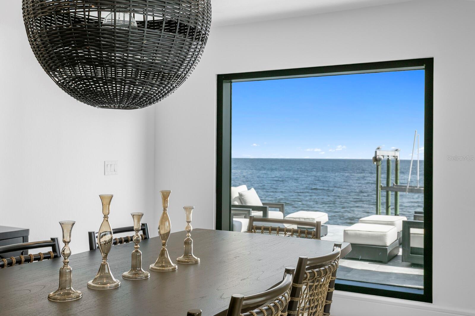 TB8435895 Property Photo