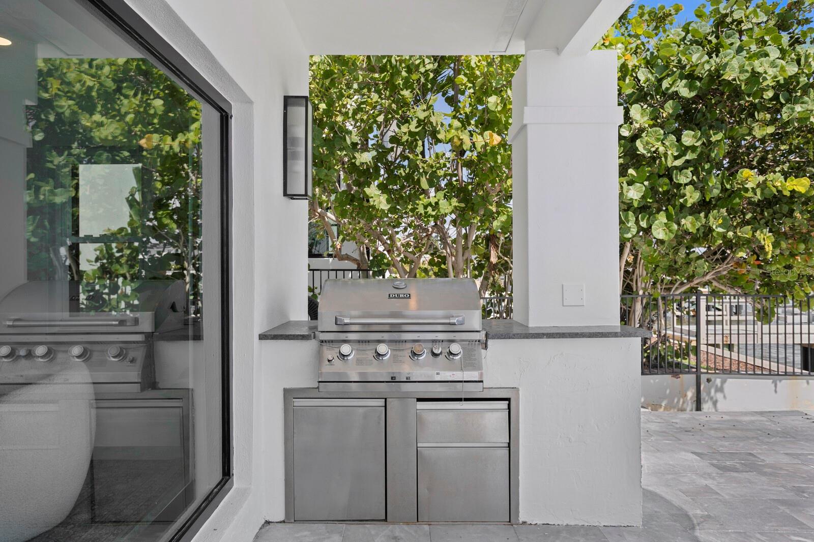 TB8435895 Property Photo