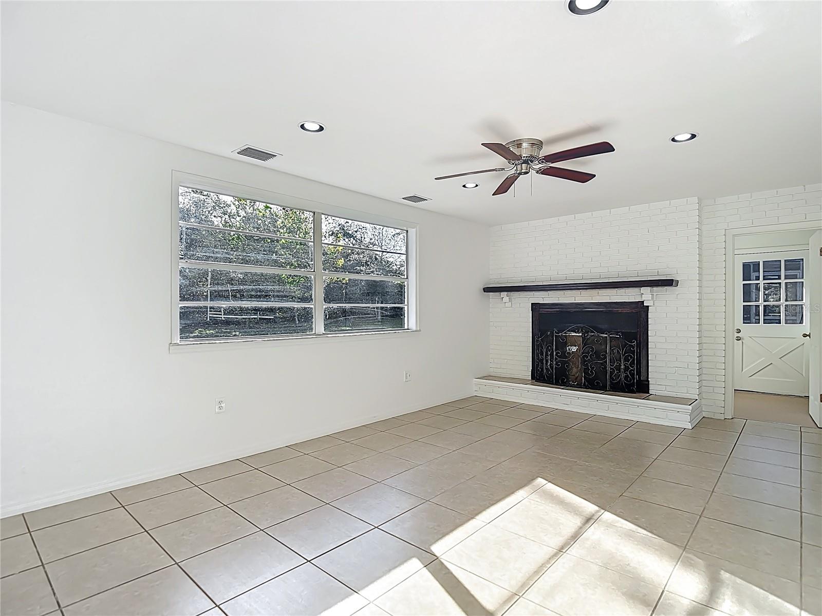 5200 W HOLIDAY ST, HOMOSASSA, FL, 34446