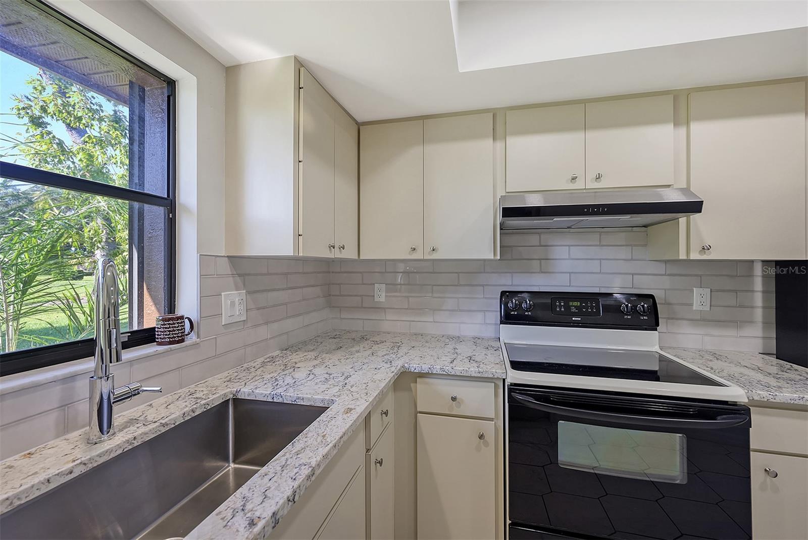 CAMBRIDGE VILLAGE WEST, BRADENTON, FL, 34209