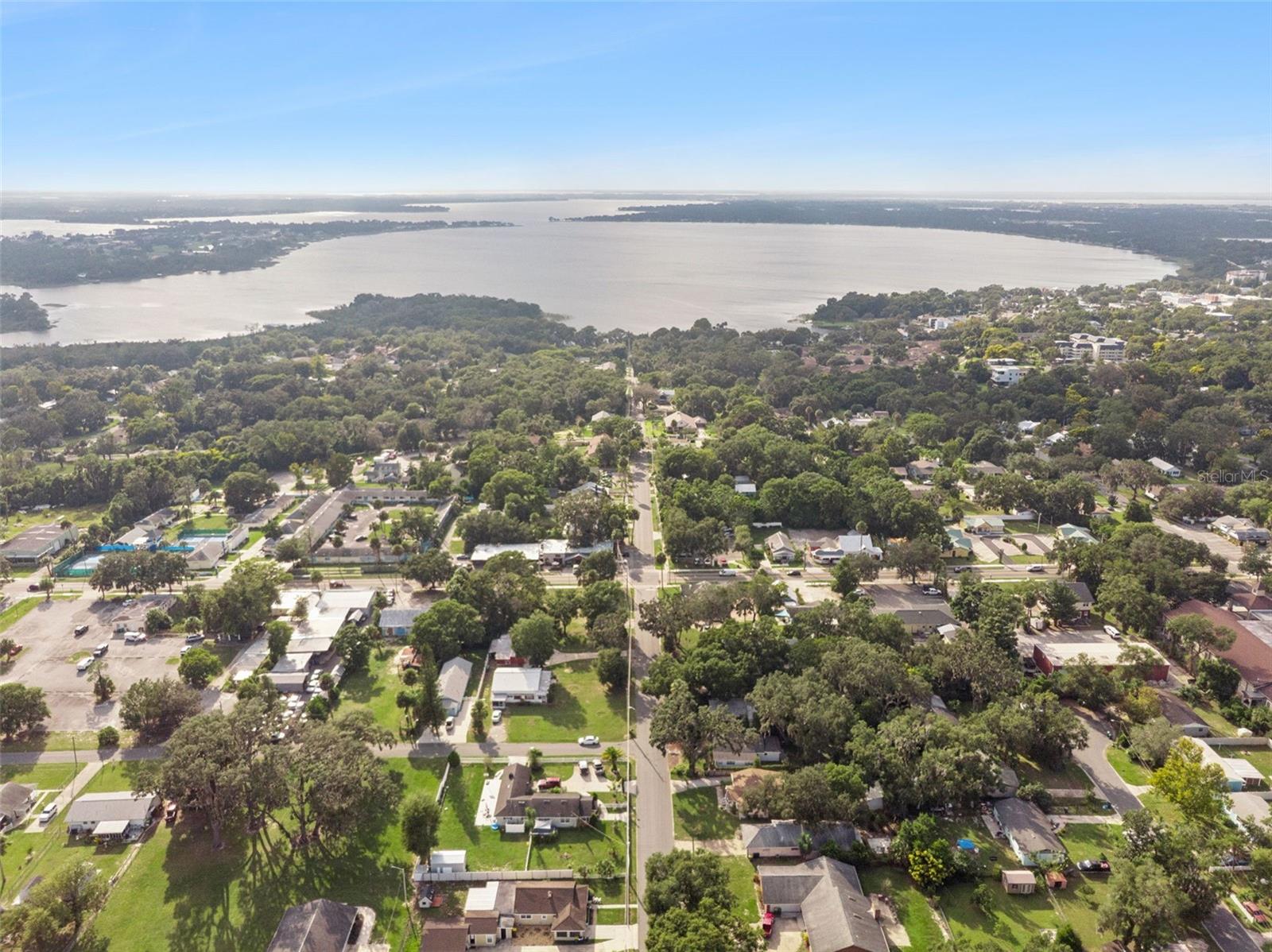 1011 LIBERTY AVE, MOUNT DORA, FL, 32757