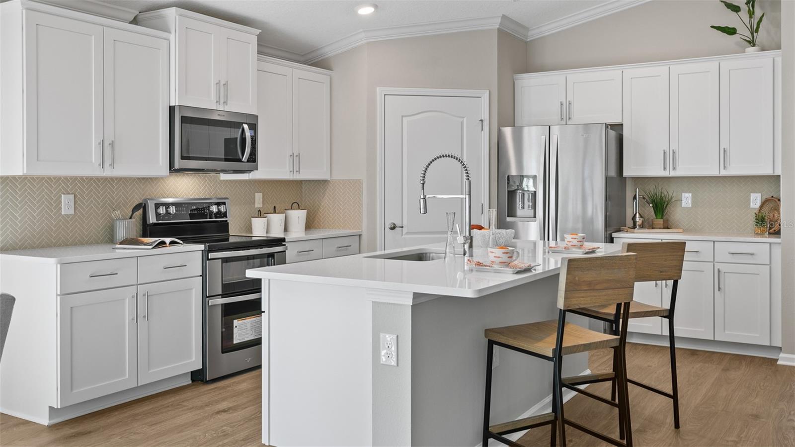 147 GREENWOOD DR, PALM COAST, FL, 32137