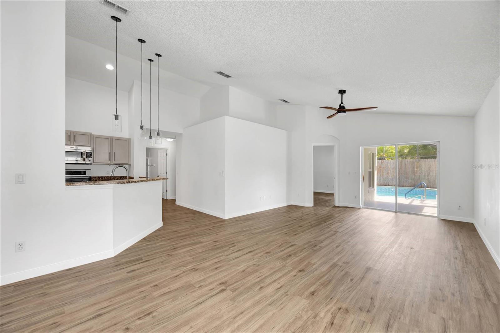 17205 DEER RUN DR, ORLANDO, FL, 32820