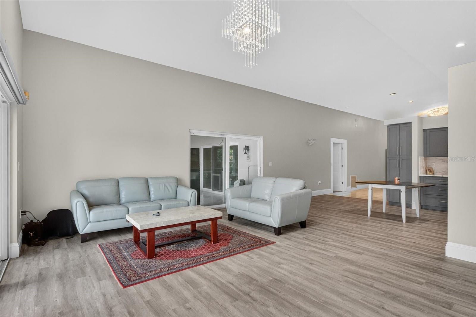 3238 CULLENDALE DR, TAMPA, FL, 33618