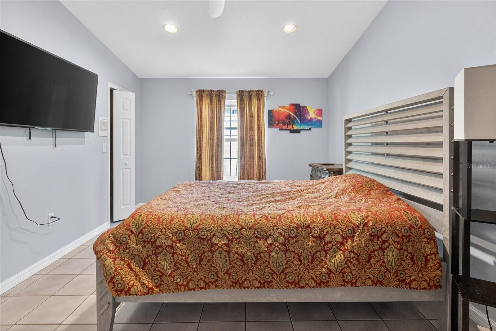 3238 CULLENDALE DR, TAMPA, FL, 33618