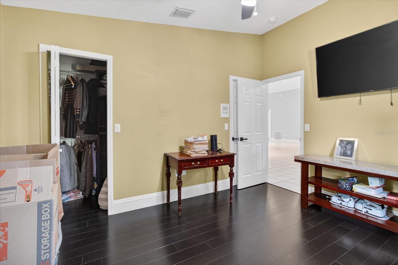 3238 CULLENDALE DR, TAMPA, FL, 33618