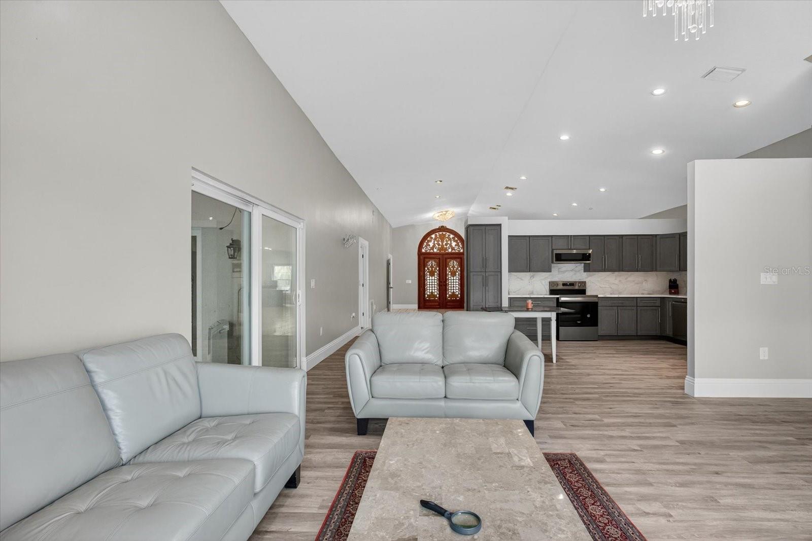 3238 CULLENDALE DR, TAMPA, FL, 33618