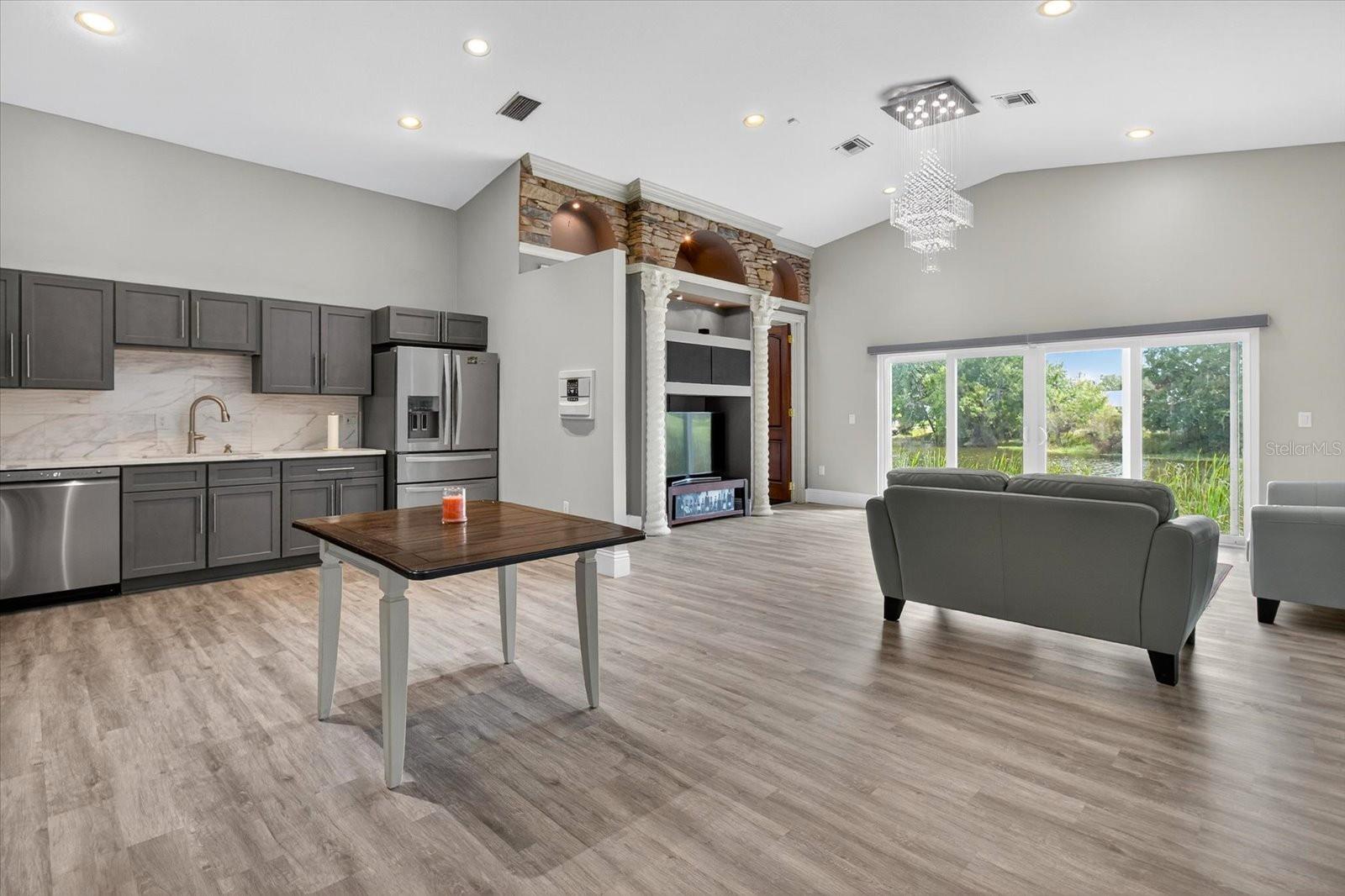 3238 CULLENDALE DR, TAMPA, FL, 33618