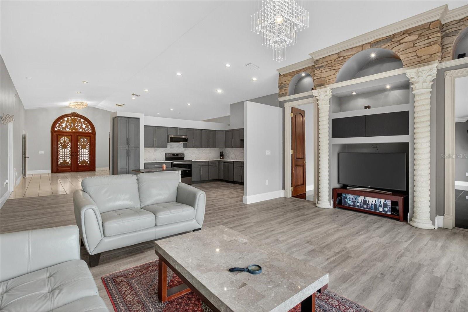 3238 CULLENDALE DR, TAMPA, FL, 33618