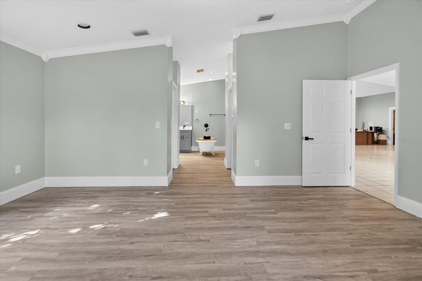 3238 CULLENDALE DR, TAMPA, FL, 33618