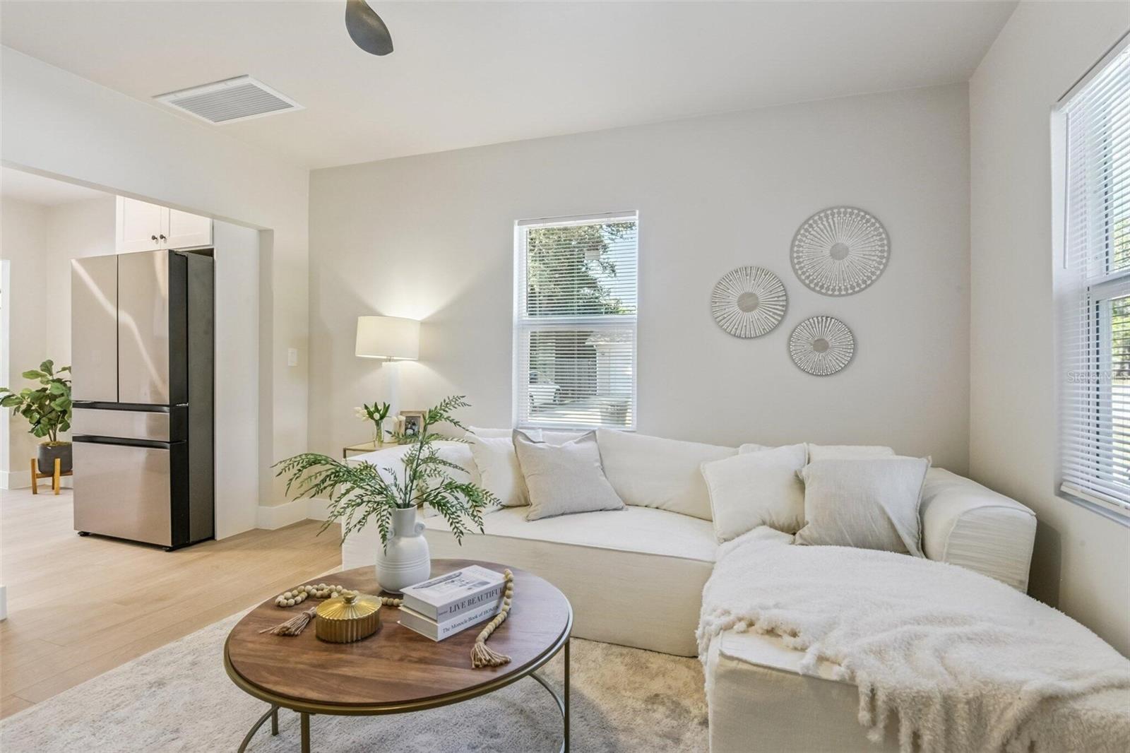 2001 37TH ST S, ST PETERSBURG, FL, 33711