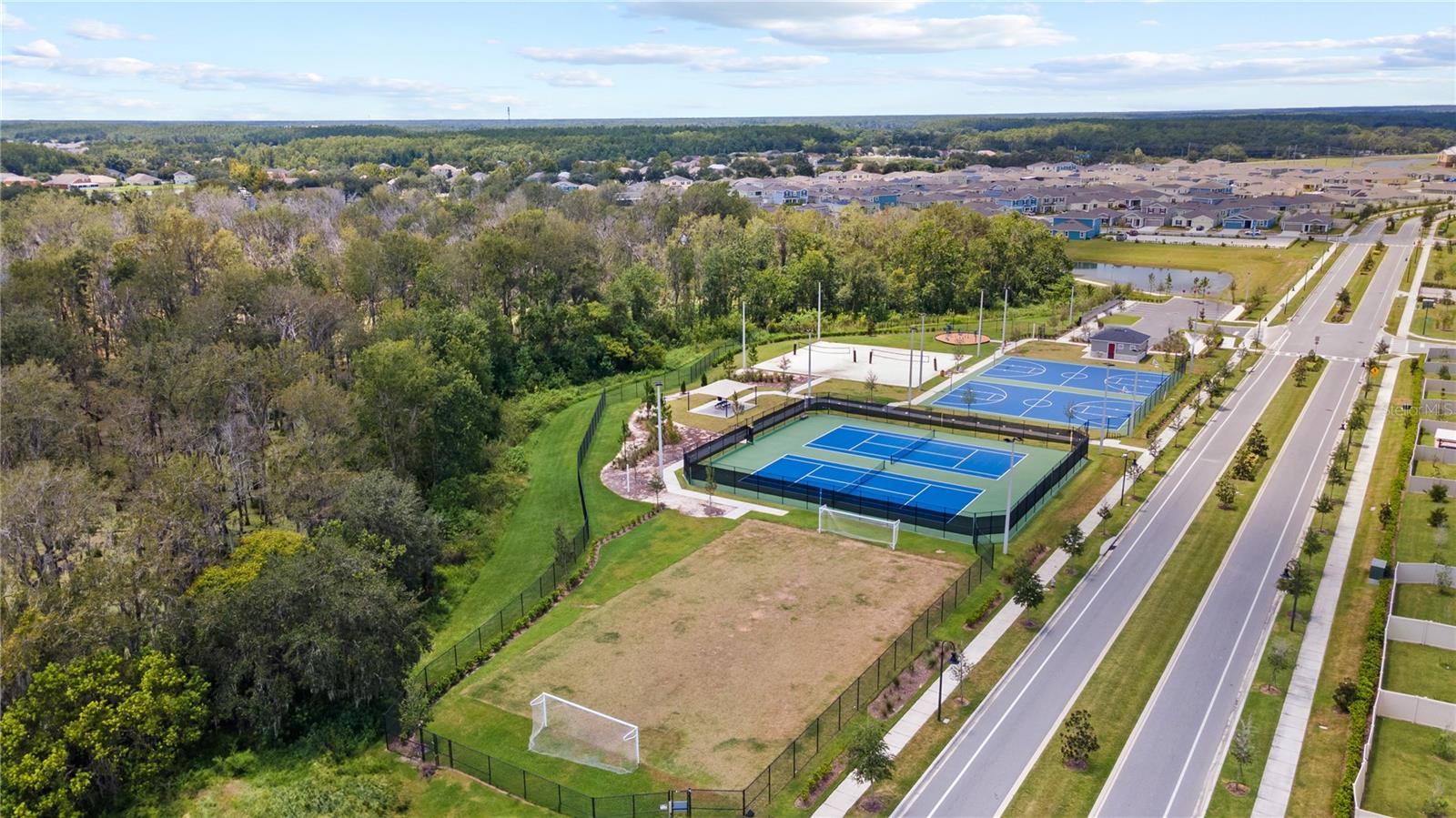 2133 ROCK MAPLE BND, KISSIMMEE, FL, 34746