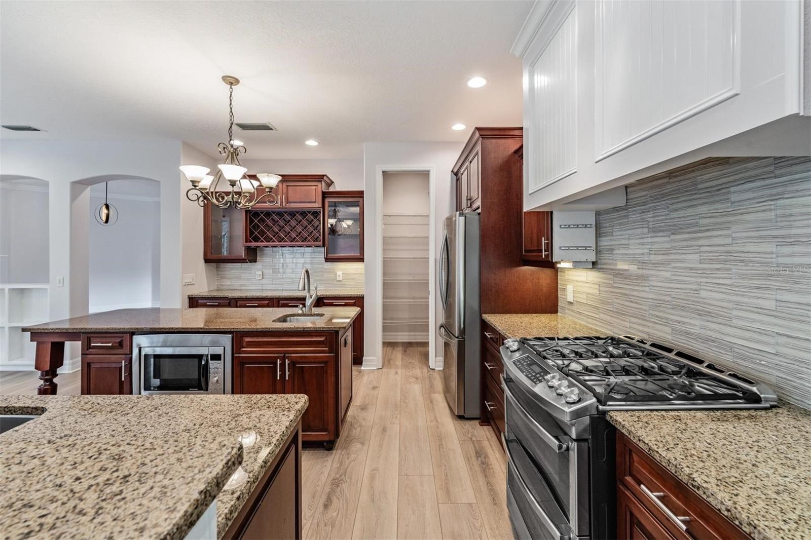 7900 UMBRELLA PINE WAY, SARASOTA, FL, 34241