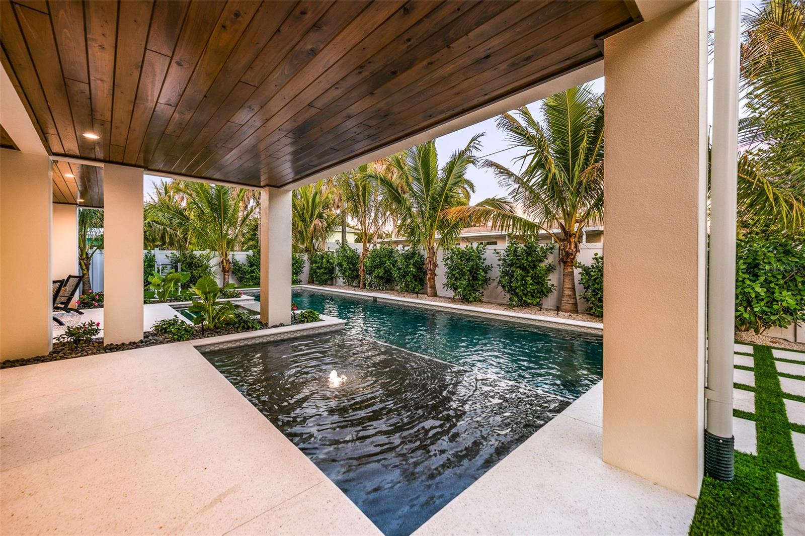 A4667829 Property Photo