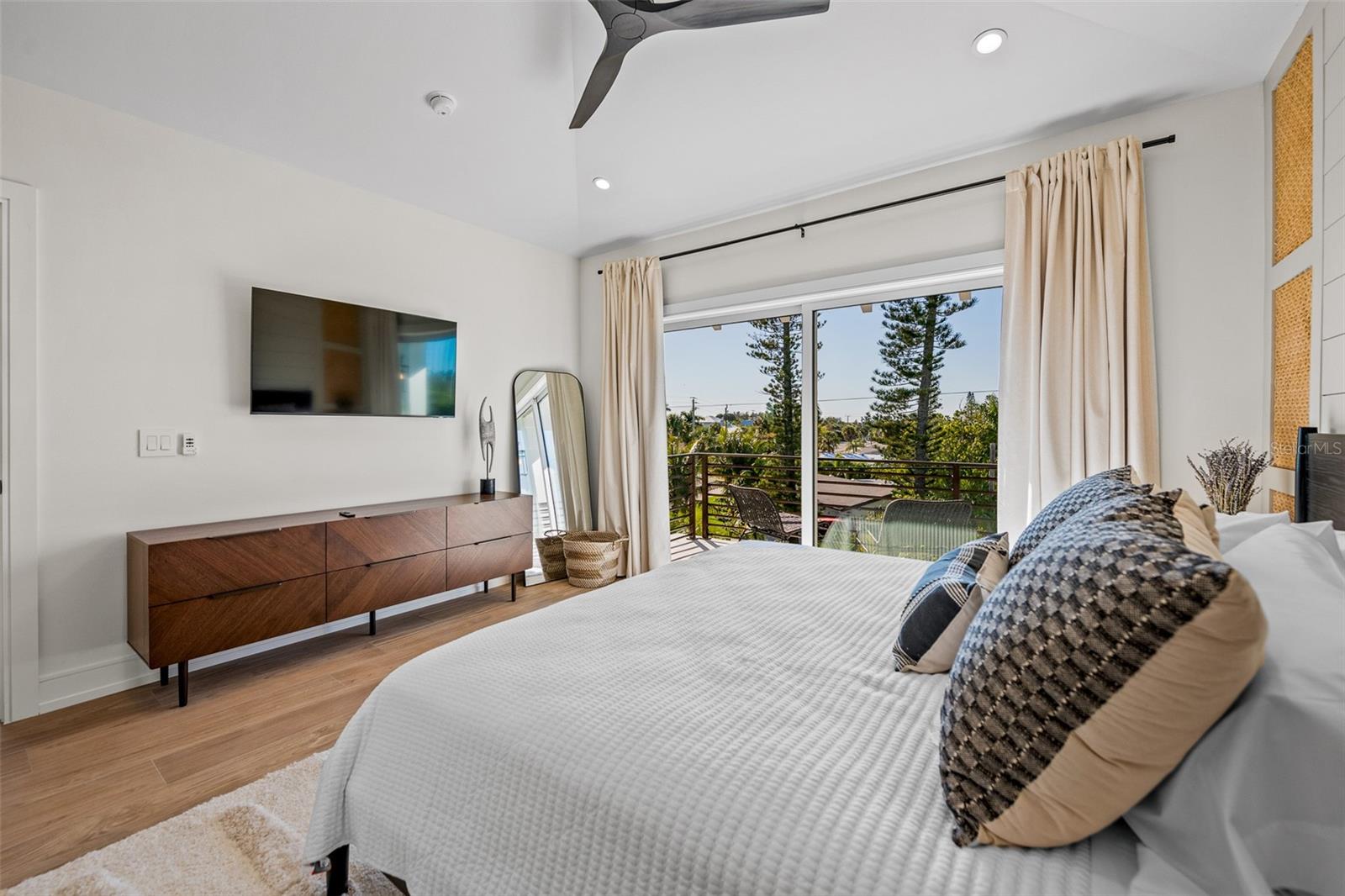 A4667829 Property Photo