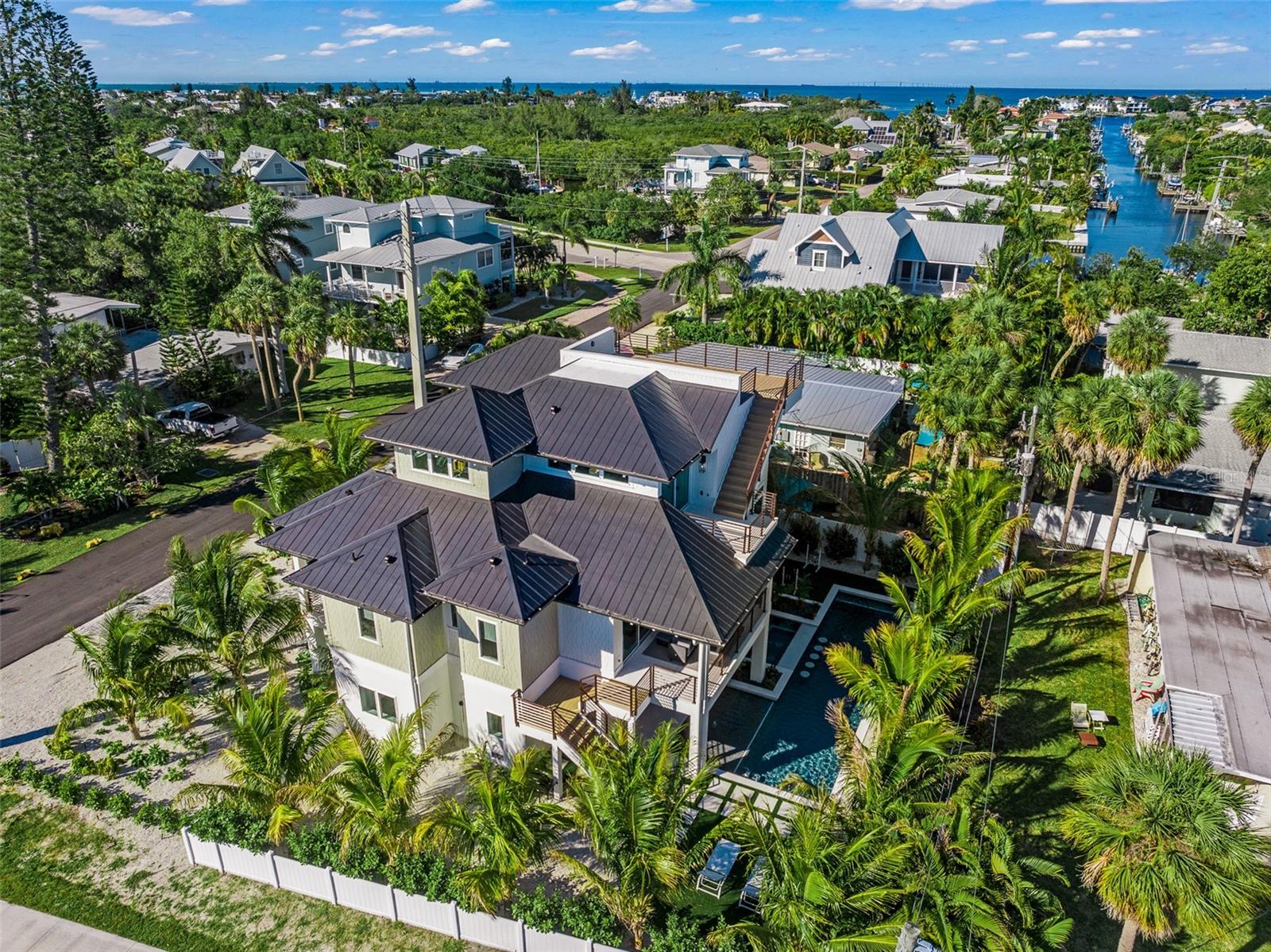 A4667829 Property Photo