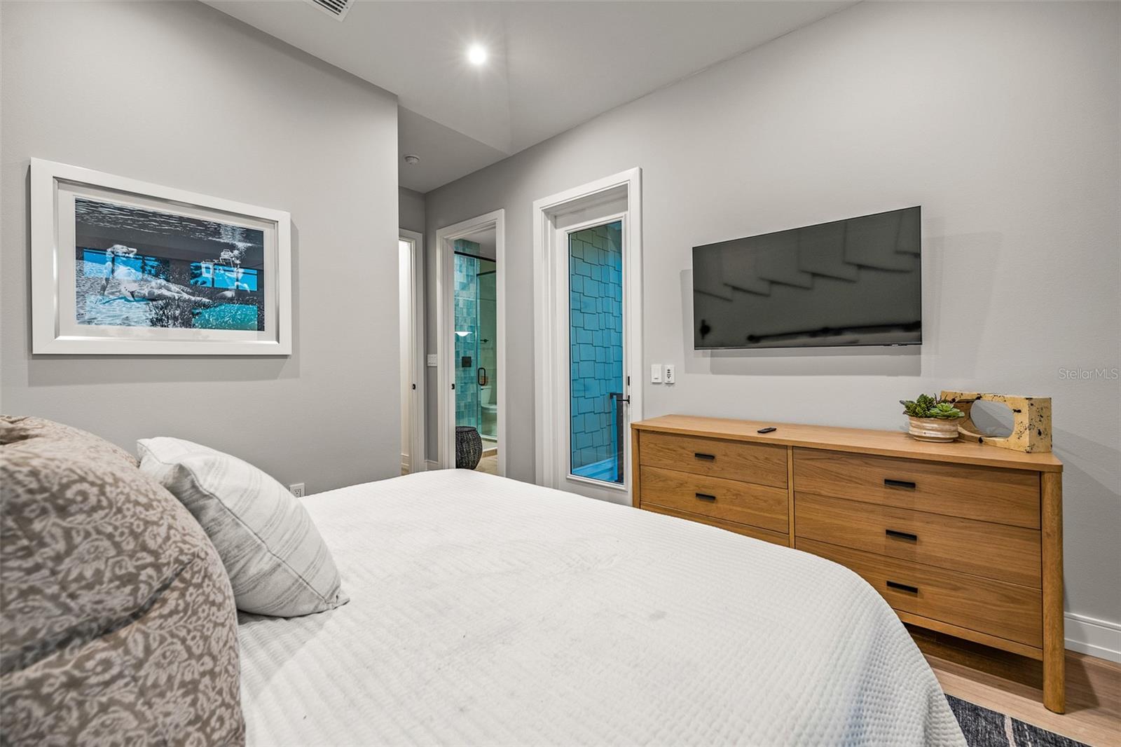 A4667829 Property Photo