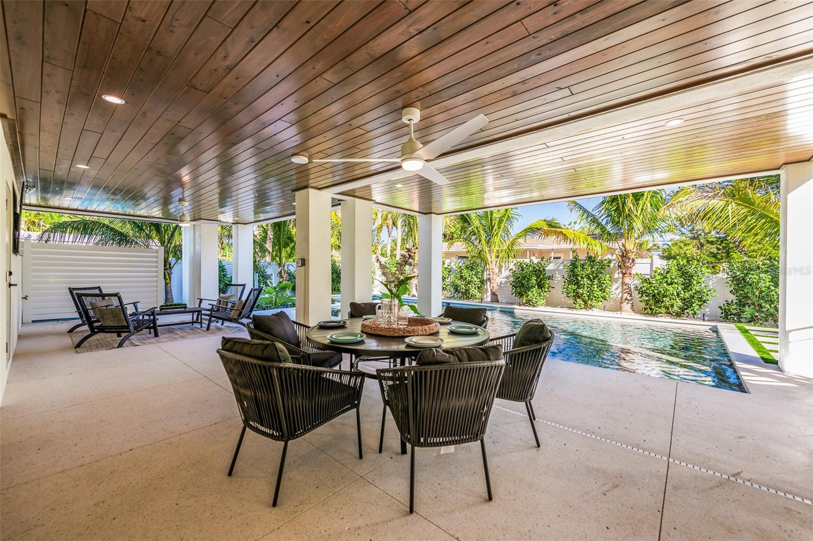 A4667829 Property Photo