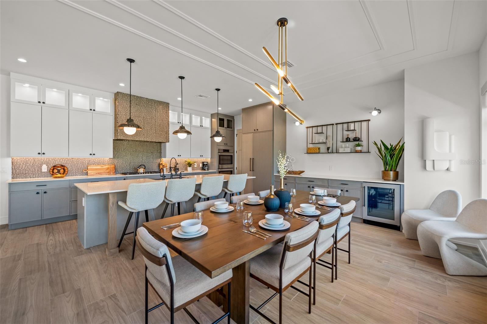 A4667829 Property Photo