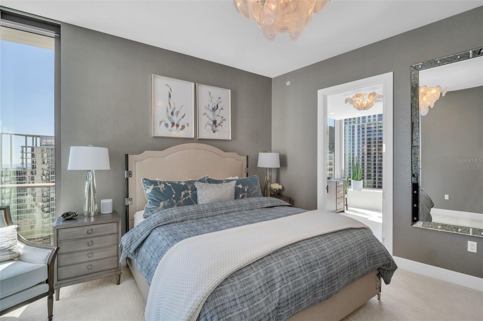 TB8435975 Property Photo