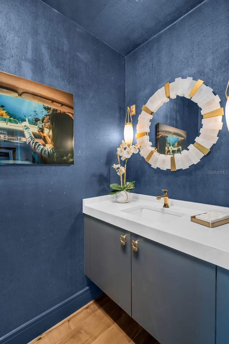 TB8435975 Property Photo