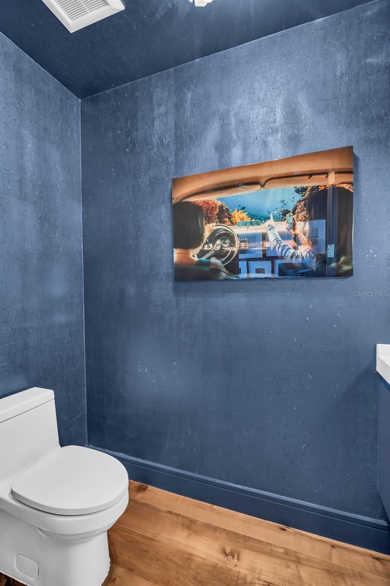 TB8435975 Property Photo