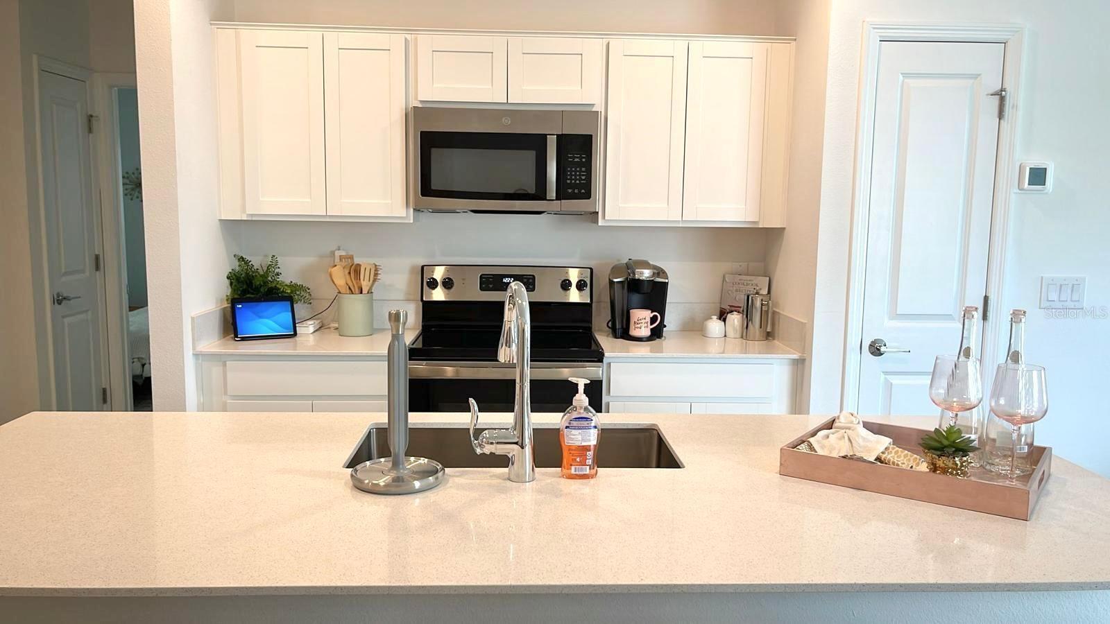 2002 PUNCH BOWL AVE, DAVENPORT, FL, 33837