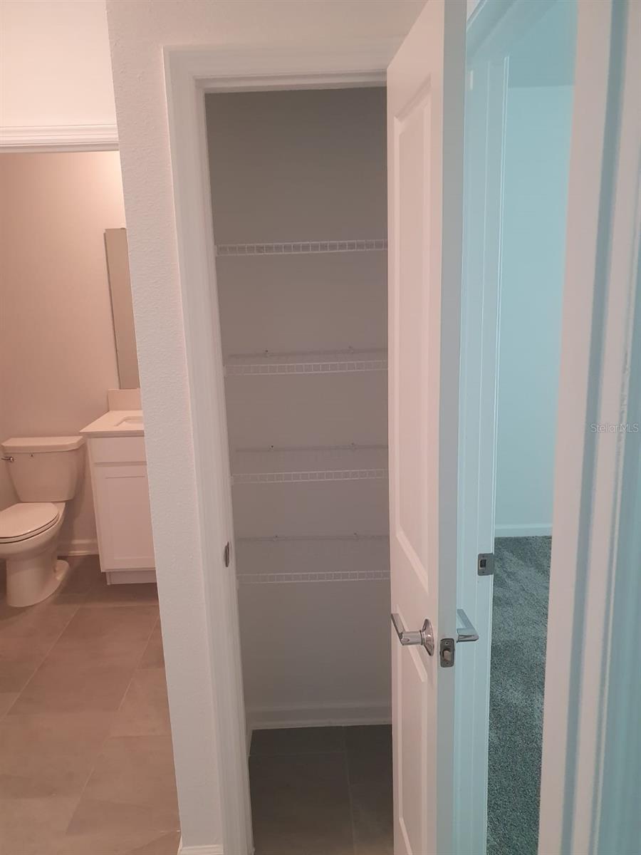 2002 PUNCH BOWL AVE, DAVENPORT, FL, 33837