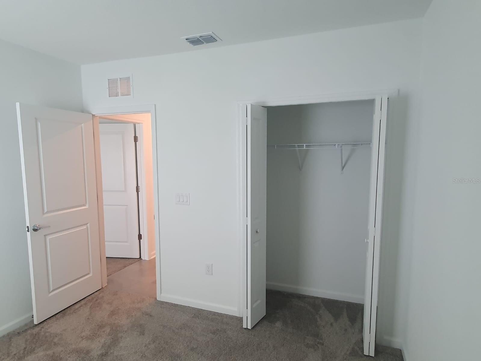 2002 PUNCH BOWL AVE, DAVENPORT, FL, 33837