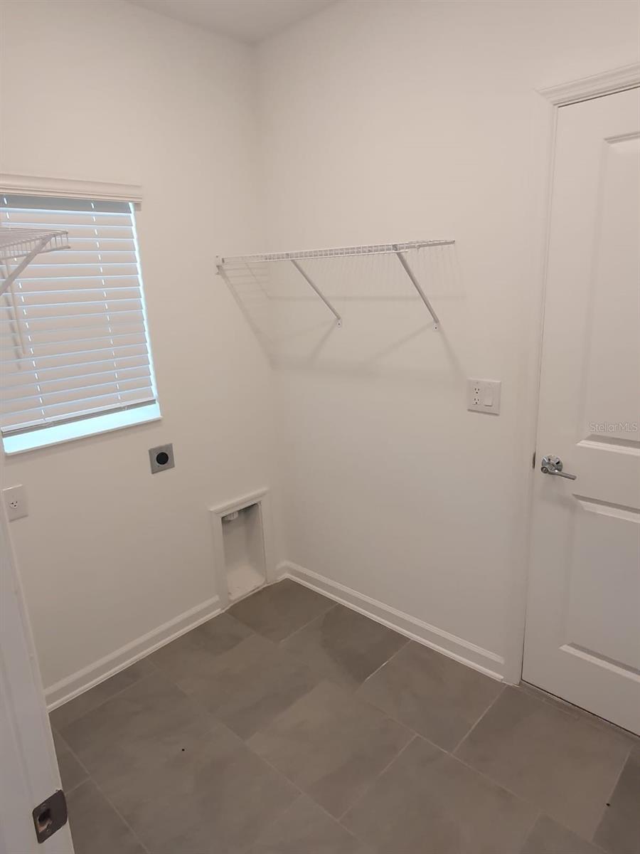 2002 PUNCH BOWL AVE, DAVENPORT, FL, 33837