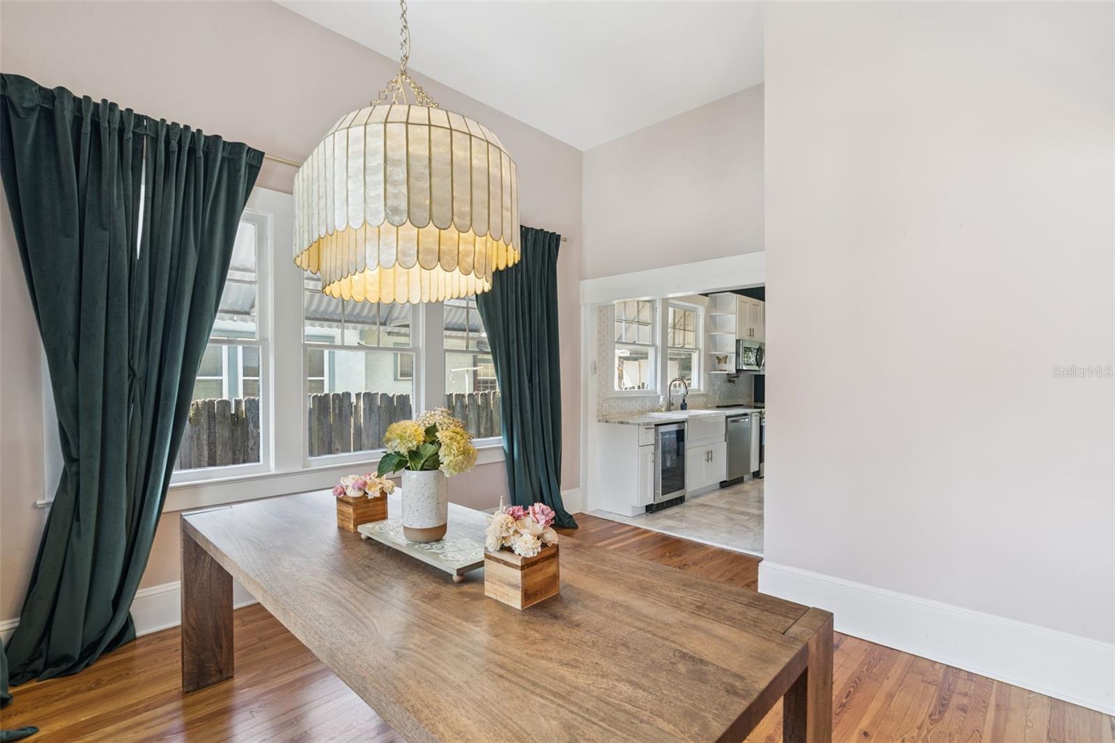 125 W VOORHIS AVE, DELAND, FL, 32720