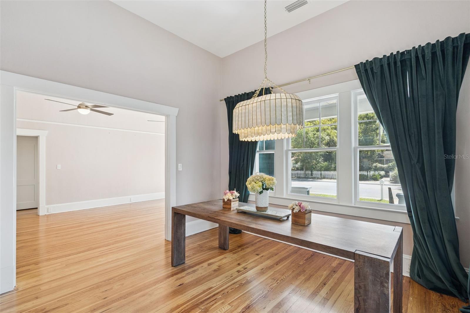 125 W VOORHIS AVE, DELAND, FL, 32720